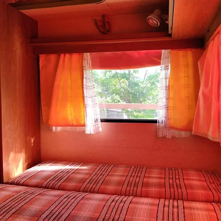 Mini Les Soleillas Kamp alanı *